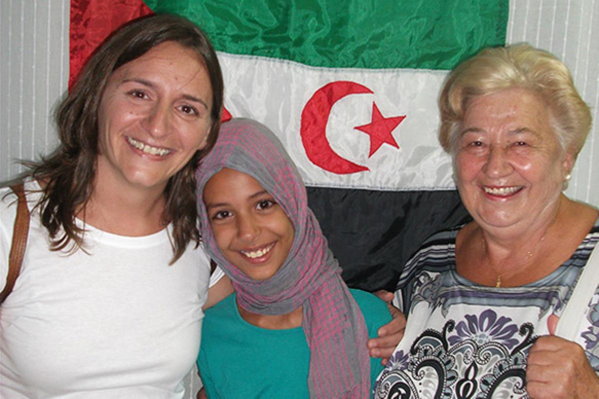 Los niños y niñas que forman parte del programa pasan dos meses con familias madrileñas